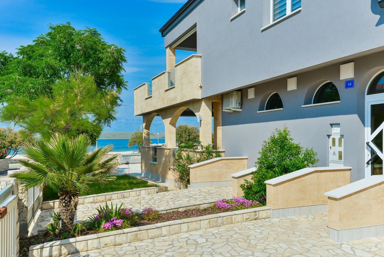 Apartments Mavracic Vir Bagian luar foto